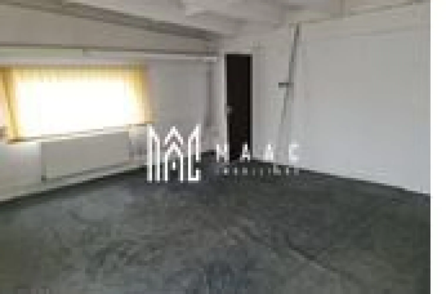 Hala Industrială I 570 mp I Acces Tir I Stefan Cel Mare - MAAC Imobiliare vă propune spre închiriere o hală industrială complet funcțională, situată în Zona Industrială Est din Sibiu – Strada Ștefan cel Mare, la doar 2 minute de accesul către autostrada A1.

 Suprafață totală: 570 mp, distribuită astfel:
Hala principală: 405 mp, ideală pentru activități de producție ușoară, depozitare, distribuție sau showroom comercial
Spații administrative: 165 mp, compartimentate în birouri, vestiare și grupuri sanitare
🔧 Caracteristici tehnice:

Înălțime utilă: 6 m
Acces TIR prin ușă industrială
Ușă separată pentru personal
Curent trifazic
Parcare generoasă – aproximativ 500 mp în curte

📍 Localizare excelentă, cu acces facil la:

Autostrada A1 (2 minute)
Zone de transport și distribuție
Rețea de infrastructură industrială

 Chirie lunară: 2.000 EUR + garanție în cuantumul unei luni de chirie
 Perioadă minimă de închiriere: 3 ani
 Pentru mai multe informații și programarea unei vizionări, vă rugăm să menționați ID anunț:CP2546647