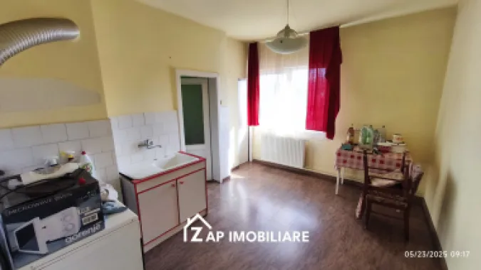 Ap 2 camere 74 mp - cu garaj si curte proprie 300 mp - Budiului
