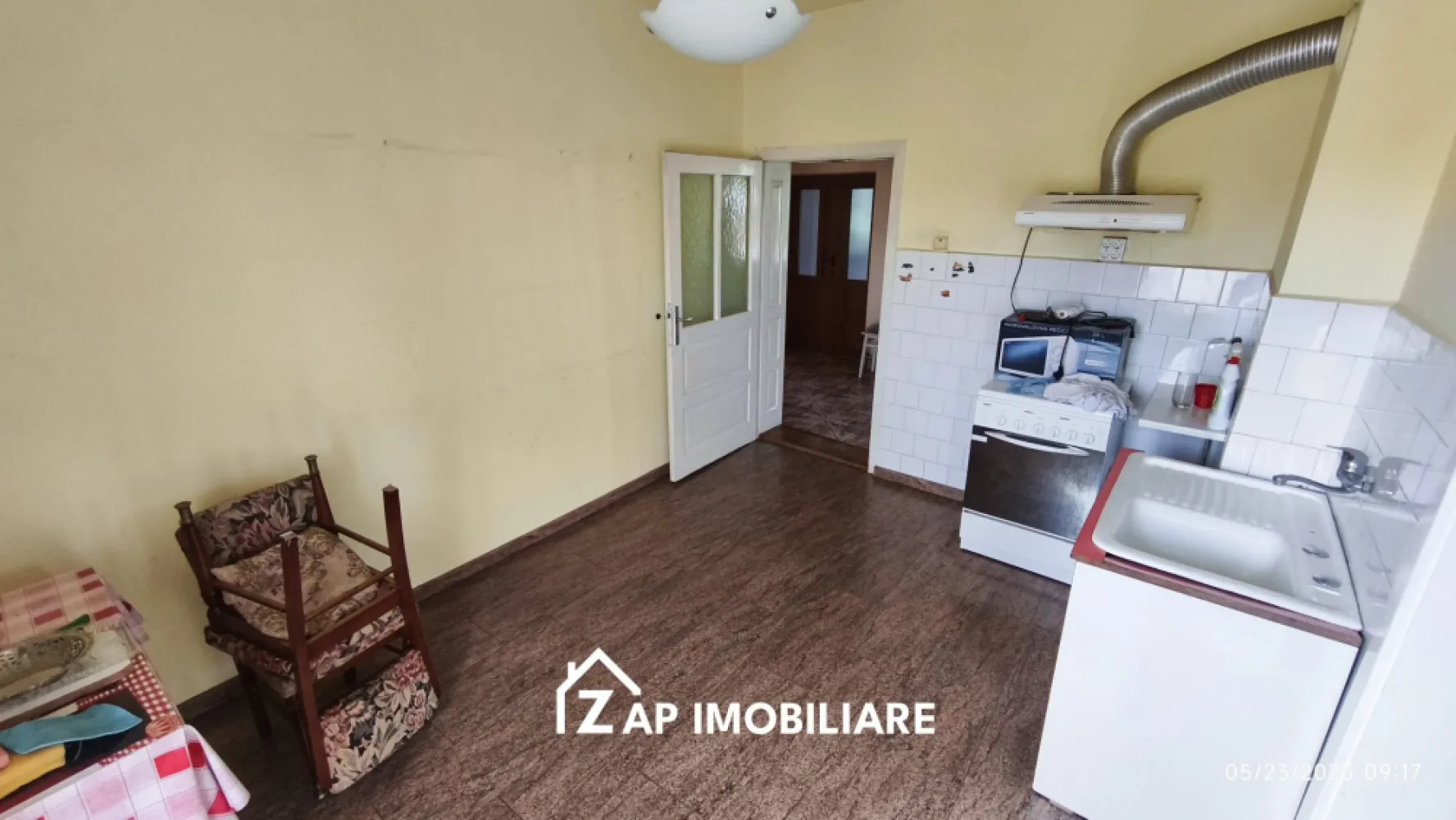 Ap 2 camere 74 mp - cu garaj si curte proprie 300 mp - Budiului