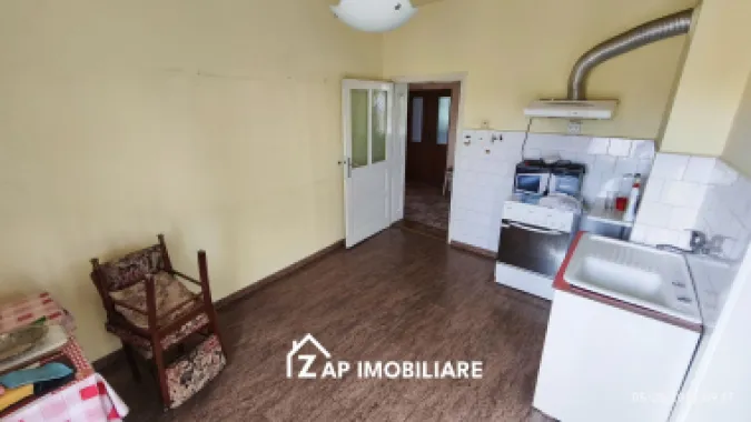 Ap 2 camere 74 mp - cu garaj si curte proprie 300 mp - Budiului