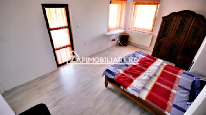 Casa 5 camere, 326mp, 1.253mp teren, 0% comision