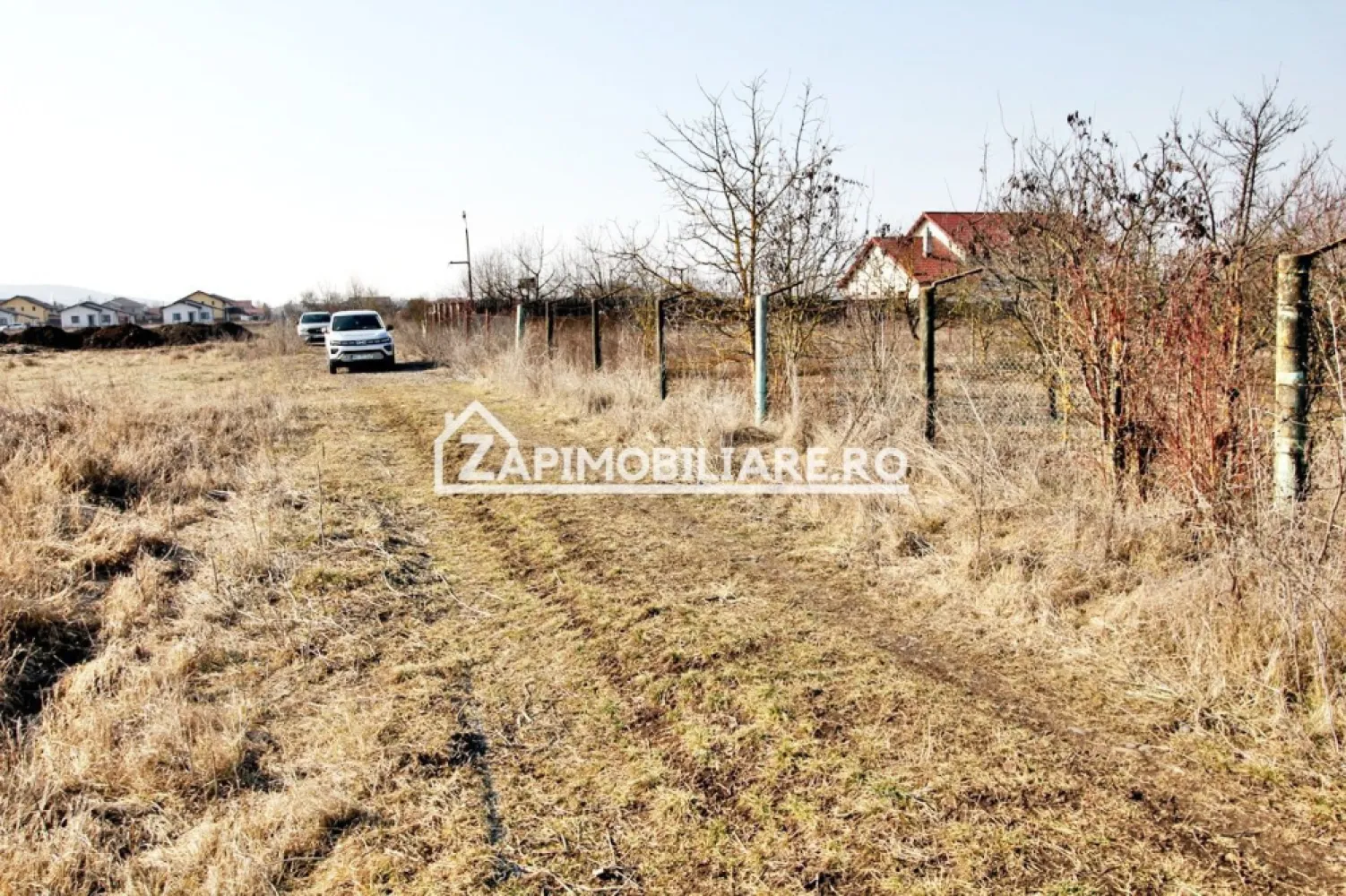 Teren Intravilan 2.075 mp. 59.euro mp.Sangeorgiu de Mures - De vănzare 2.075 mp.teren intravilan in Sangeorgiu de Mures strada Urcusului cu deschidere de 18 m la drum 
cu utilitati aproape de teren
Contact 0774048706 Bogdan
Terenul de 2.075 mp.se vinde la prețul de 59 euro mp. 122.500 Euro negociabil Comisionul este ZERO!

Contact 0774048706 Bogdan
Dacă vă place această ofertă - sau pentru alte informații sunați la numărul de contact din anunț! 0774048706 Bogdan
Compania Zap Imobiliare vă pune la dispoziție toate informațiile, actele și documentele necesare alături de asistență și consiliere permanentă până la finalizarea achiziției imobiliare