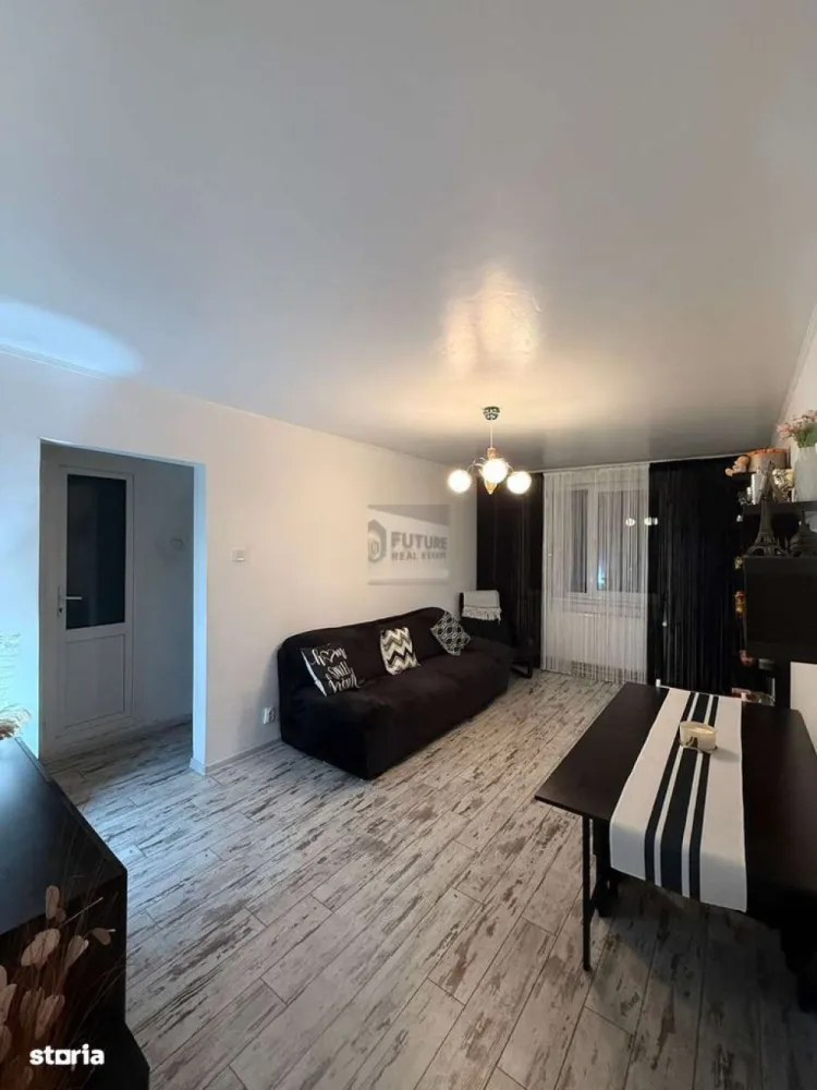 Apartament 4 camere | Etaj 2/8 | Zonă excelentă