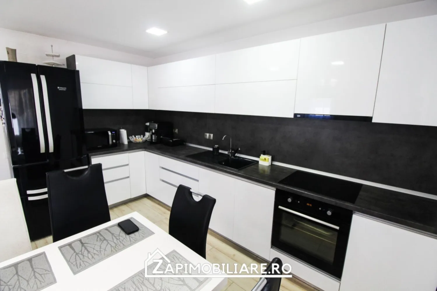 Corunca - Casa 5 camere 170 mp - mobilat utilat + garaj