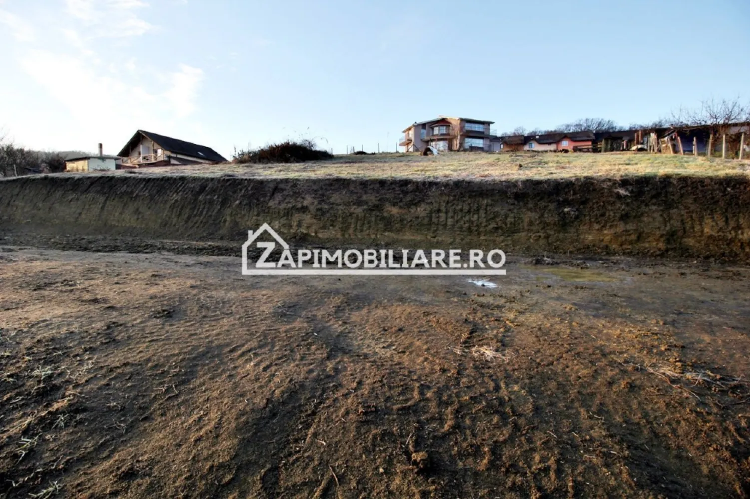 Teren Intravilan cu puz si utilităti, 618 mp - De vănzare 618 mp.teren intravilan in Corunca cu deschidere de 14 m la drum asfaltat
zona Rezidentială cu utilitati langă teren
Contact 0774048706 Bogdan
Terenul de 618 mp.se vinde la prețul de 58.700 Euro negociabil Comisionul este ZERO!
Contact 0774048706 Bogdan
Dacă vă place această ofertă - sau pentru alte informații sunați la numărul de contact din anunț! 0774048706 Bogdan
Compania Zap Imobiliare vă pune la dispoziție toate informațiile, actele și documentele necesare alături de asistență și consiliere permanentă până la finalizarea achiziției imobiliare.