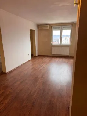 Ultracentral - Apt. Studio - Piata Teatrului - Etaj 9