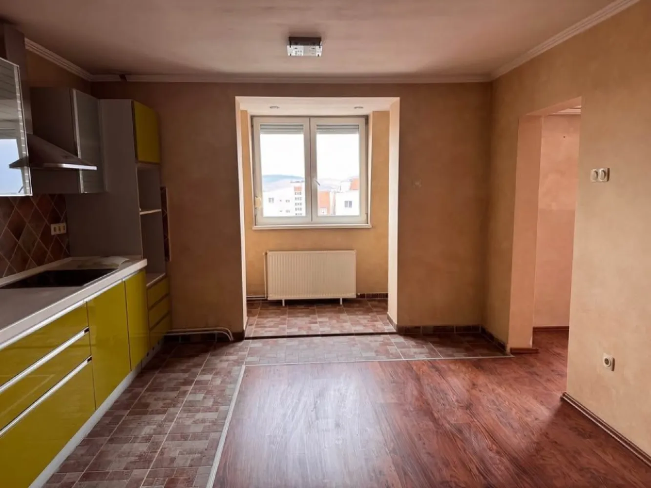 Ultracentral - Apt. Studio - Piata Teatrului - Etaj 9