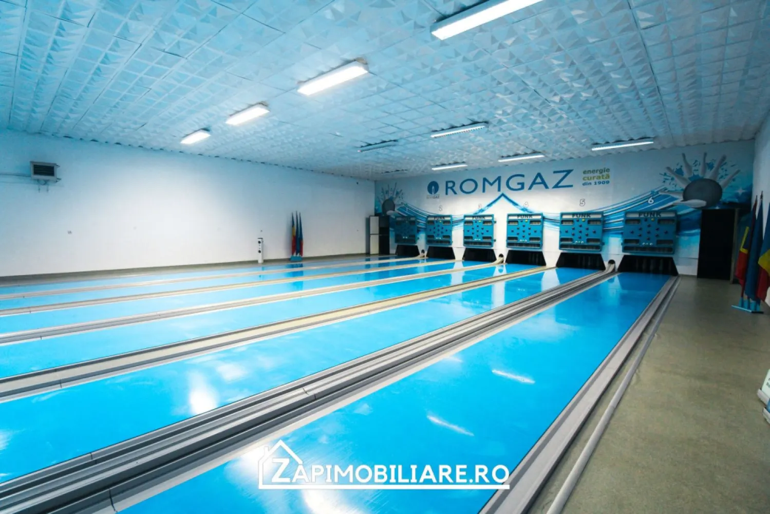 Spațiu comercial de 735mp în zona Centrala - comision Zero - Mentionati ID-ul proprietatii cand apelati: CP2221579
Contact ⓪⑦②⑥ ②②③ ⑧⑧⑥ Sebastian
De închiriat spatiu comercial / birou / sala fitness/ sala evenimente/ sediu banca/ sala dans/ cu o suprafata utila de 735 mp formata din spatiu open space + birouri vestiare, grupuri sanitare ( vezi poze ) La cererea dvs va oferim si video.

Imobilul se închiriază la prețul de 3500 euro redus de la 4000 Euro / luna
Contact ⓪⑦②⑥ ②②③ ⑧⑧⑥ Sebastian 
Comisionul perceput este 50% din valoarea primei chirii.
Acest anunț nu corespunde cerințelor tale? Sună la numărul afișat în anunț și unul dintre agenții noștri te va ajuta cu alte oferte personalizate în funcție de cerințele tale.