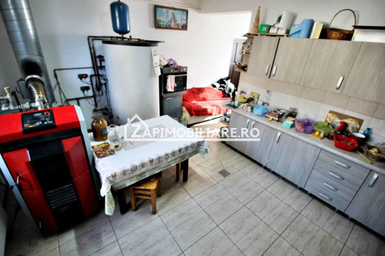 Casa 8 camere,4 bai,482mp,1.100mp teren,2 garaje,0% comision