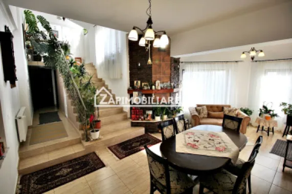 Casa 8 camere,4 bai,482mp,1.100mp teren,2 garaje,0% comision