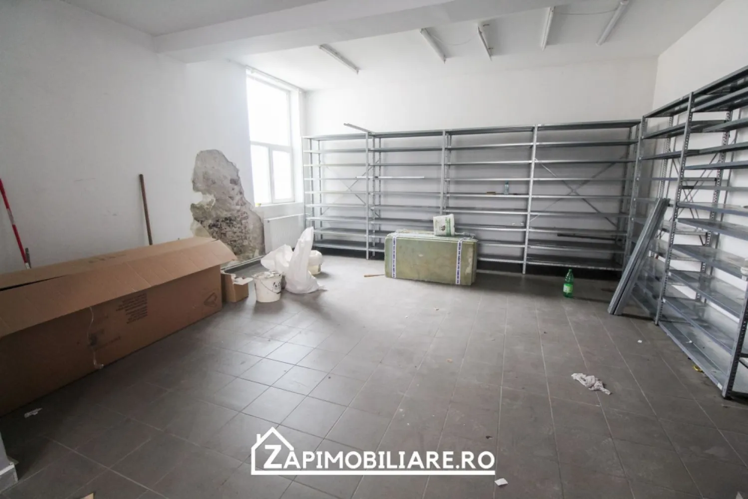 Gheorghe Doja - Trafic intens - comercial - farmacie - apartamente - Mentionati ID-ul proprietatii cand apelati: CP2211819
Contact ⓪⑦②⑥ ②②③ ⑧⑧⑥ Sebastian
De vanzare cladire situata pe Gheorghe Doja - direct la strada cu vitrina si trafic intens, cu o suprafata utila de 250 mp desfasurata pe parter etaj 1 si mansarda.
Se preteaza pt birouri, spatiu comercial, apartamente, sediu banca, farmacie etc.

Detalii:
- centrală termică, calorifere, geamuri termopan, 
Imobilul se vinde la pretul de 250000 Euro negociabil
Contact ⓪⑦②⑥ ②②③ ⑧⑧⑥ Sebastian 
Comisionul perceput este ZERO