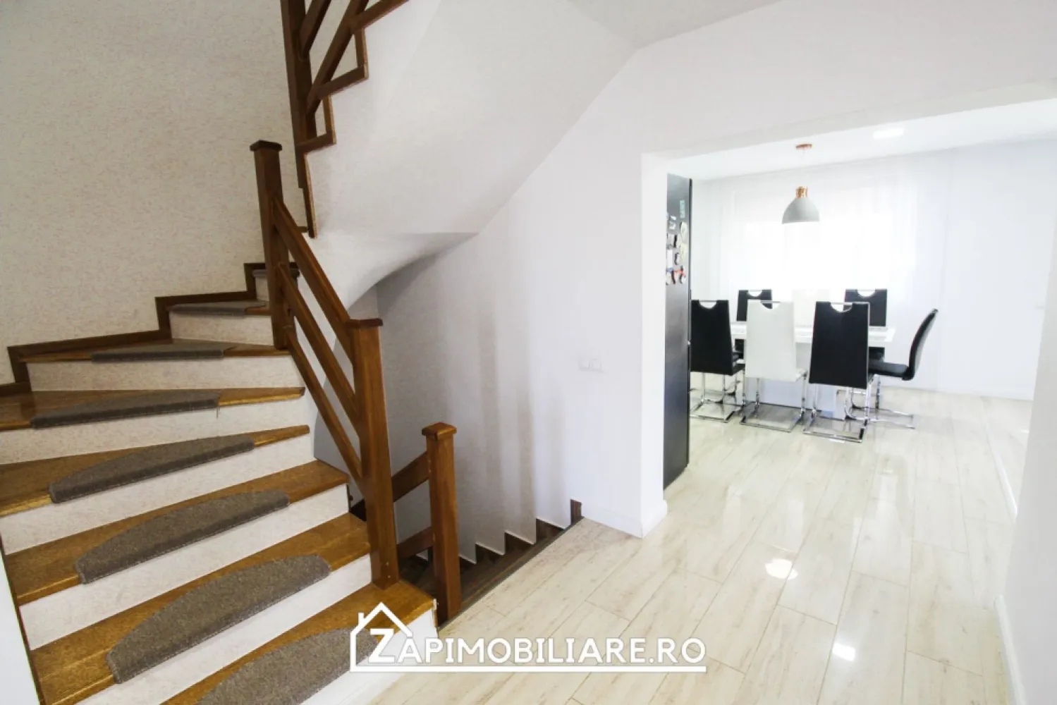 Corunca - Casa 5 camere 170 mp - mobilat utilat + garaj