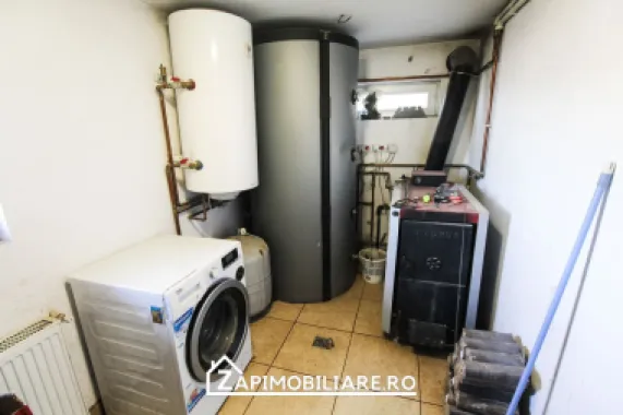 Corunca - Casa 5 camere 170 mp - mobilat utilat + garaj
