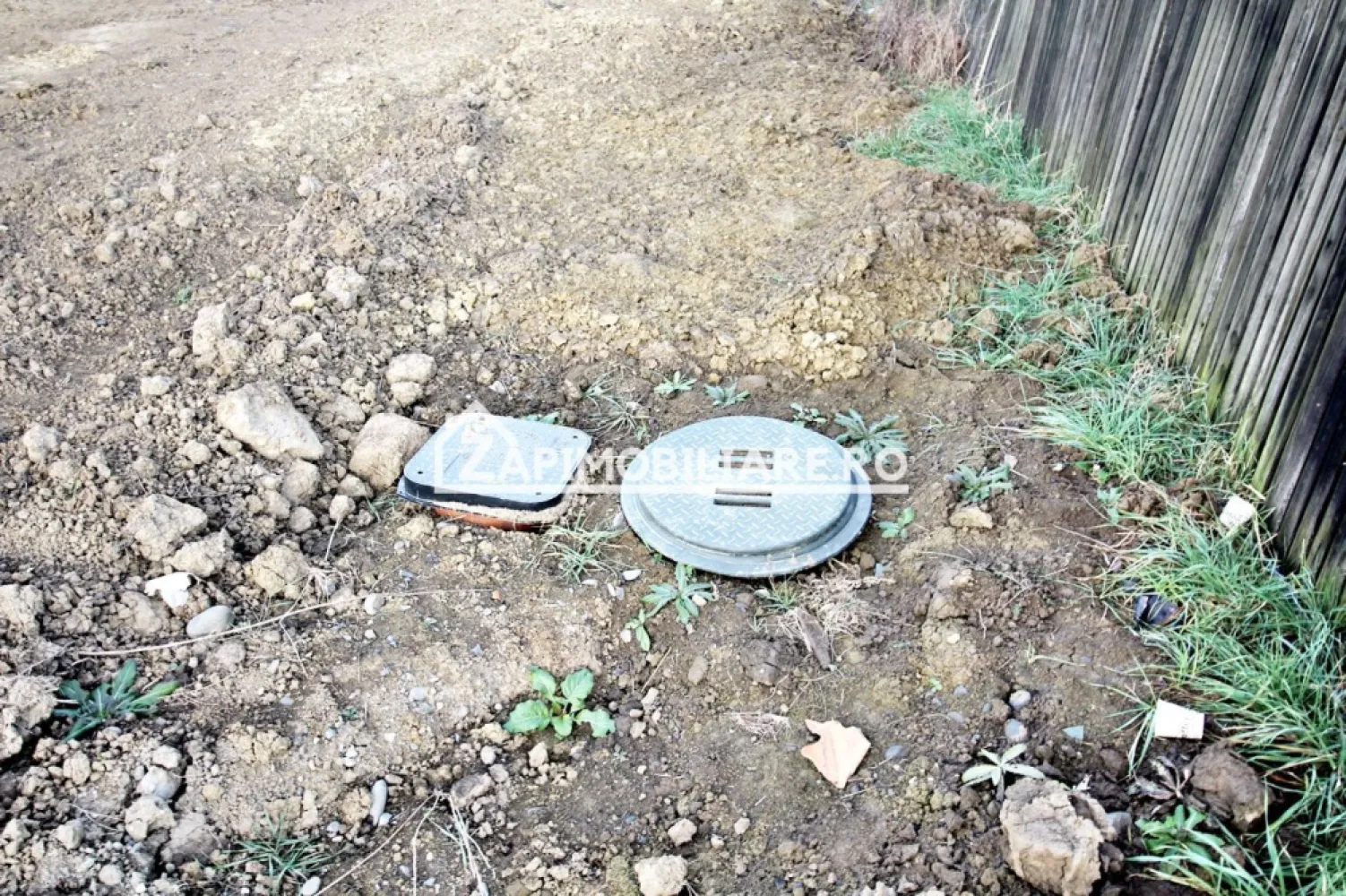 Teren pentru casă cu uilităti si asfalt 830 mp.deschidere 17 - De vănzare 3 parcele de 830 mp.teren intravilan in Corunca cu deschidere de 17 m la drum asfaltat
zona Rezidentială cu utilitati langă teren
Contact 0774048706 Bogdan
Terenul de 830 mp.se vinde la prețul de 83.000 Euro negociabil Comisionul este ZERO!
Contact 0774048706 Bogdan
Dacă vă place această ofertă - sau pentru alte informații sunați la numărul de contact din anunț! 0774048706 Bogdan
Compania Zap Imobiliare vă pune la dispoziție toate informațiile, actele și documentele necesare alături de asistență și consiliere permanentă până la finalizarea achiziției imobiliare.