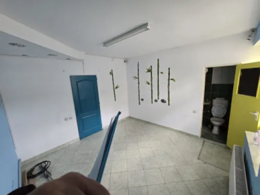 Spatii comerciale in Zona Dacia cu supafata de 40-30-20 mp