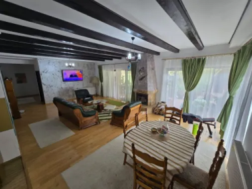 Casa 6 camere,300 mp,2500mp teren, Valea Iubirii,0% comision
