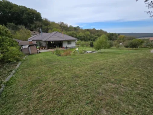 Casa 6 camere,300 mp,2500mp teren, Valea Iubirii,0% comision