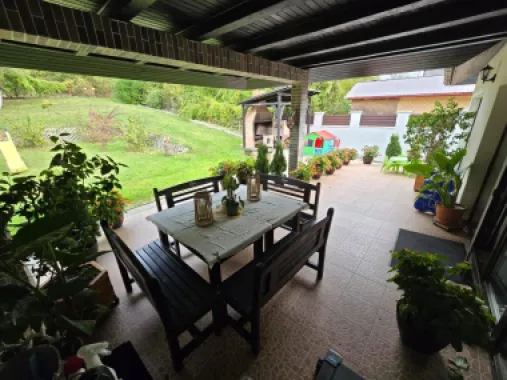 Casa 6 camere,300 mp,2500mp teren, Valea Iubirii,0% comision