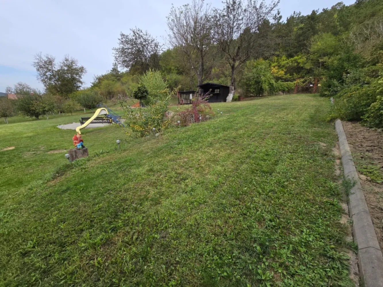 Casa 6 camere,300 mp,2500mp teren, Valea Iubirii,0% comision