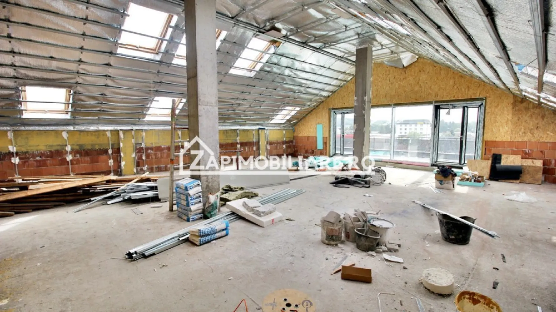 Spatiu comercial si birouri 70-300mp la parter ,zona Gh.Doja - De închiriat spațiu comercial la parter 70 mp + birouri cu suprafata de 50 si 300 mo, situate la etajul 1 si et.2 cu parcare, în zona Gh.Doja ideal pentru sedii firme, punct de lucru, birouri,cabinet medical, salon,
Spațiile de la etaj se închiriază la prețul de 15 euro mp negociabil
Spatiul de la parter se inchiriază la pretul de 20 euro mp
Comisionul perceput este de 50% din valoarea primei chirii.Și se percepe o singură dată!
Acest anunț nu corespunde cerințelor tale? Sună la numărul afișat în anunț și unul dintre agenții noștri te va ajuta cu alte oferte personalizate în funcție de cerințele tale.