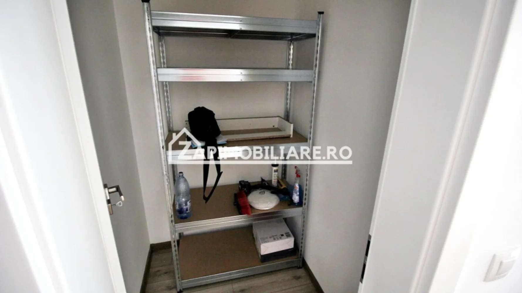 Apartament 2 camere,bloc nou,56mp.1 parcare privată 1pivnită