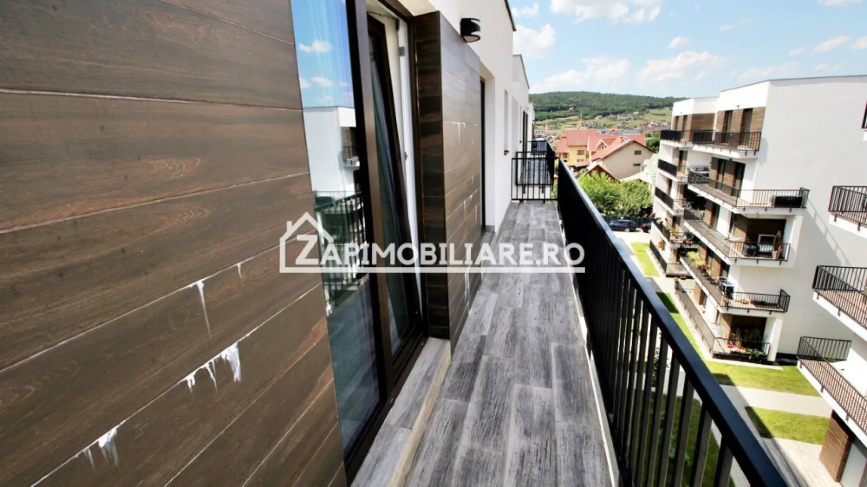 Penthous 3 cam.1 terasă,1 balcon 2 băi,1 dressing,1 parcare
