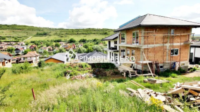 Casa D-P-E,5 camere, 3 băi,213mp, 325mp teren 0% comision