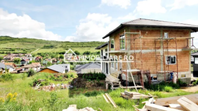 Casa D-P-E,5 camere, 3 băi,213mp, 325mp teren 0% comision
