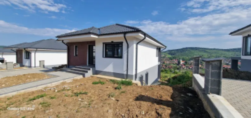 Casa 4 camere,120mp,504mp și 900 mp teren, 0%comision