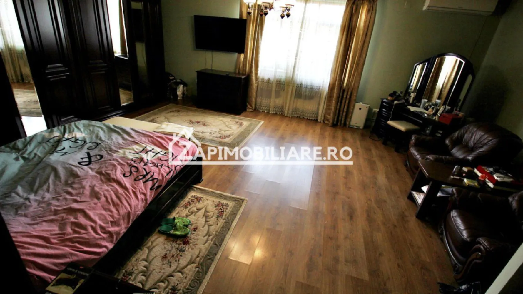 Casa 3 camere 174mp,1.522 mp.teren,garaj,livadă 0% comision