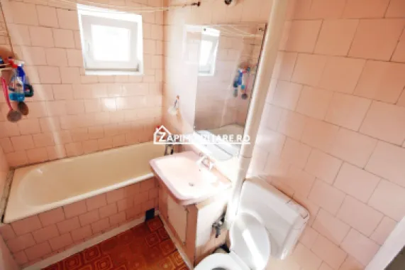 Dambu Pietros - Zona Ansamblul Muresul - 4 camere - 2 balcoane
