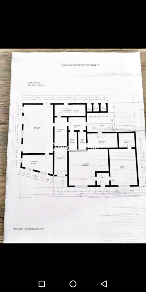 Spatiu Comercial 11 camere,370 mp utili,960 mp teren - De vanzare sau de inchiriat spațiu comercial cu deschidere la drum Judetean D- P- E ,370 mp utili,960 mp teren situat în comuna Gănesti la 30 km de Targu Mures si 5 km de Tarnaveni
Contact: Bogdan 0774048706
Detalii:
- centrală termică, calorifere, geamuri termopan.
- 4 toalete
- 11 camere
- demisol: 1 cramă 30 mp
- parter : 252 mp ,1 bar, 2 magazii, 1 separeu,1 terasă 30 mp,1 birou,1 bucătărie, 2 spatii comerciale cu deschidere la drum Judetean , 4 toalete.
 - etaj : 80 mp 
Spațiul se vinde la prețul de 265.000 euro negociabil comision ZERO
Contact 0774048706 Bogdan
-----------------------------------------------------------------------------------------------------------------------------------------
La vanzare comisionul este ZERO
Comisionul perceput la inchiriere este de 50% din valoarea primei chirii.Și se percepe o singură dată!
Acest anunț nu corespunde cerințelor tale? Sună la numărul afișat în anunț și unul dintre agenții noștri te va ajuta cu alte oferte personalizate în funcție de cerințele tale.
