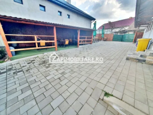 Spatiu Comercial 11 camere,370 mp utili,960 mp teren