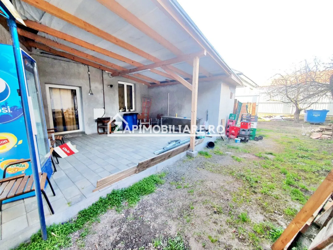 Spatiu Comercial 11 camere,370 mp utili,960 mp teren