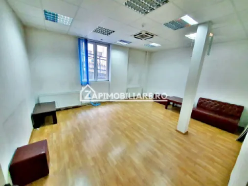 Spatiu Comercial Ultracentral 200 mp cu parcare