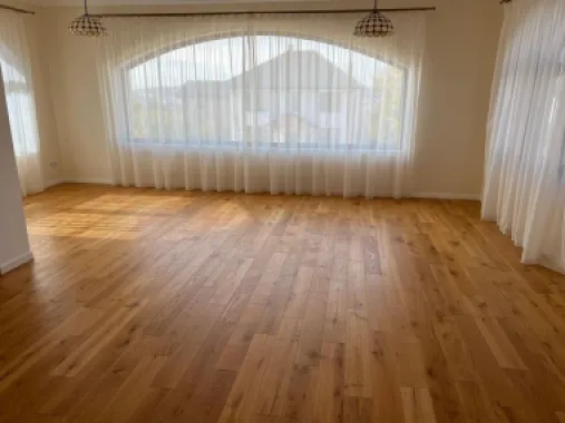 Casa 5 camere,477 mp,1077 mp teren, zona Cornisa,0%comision