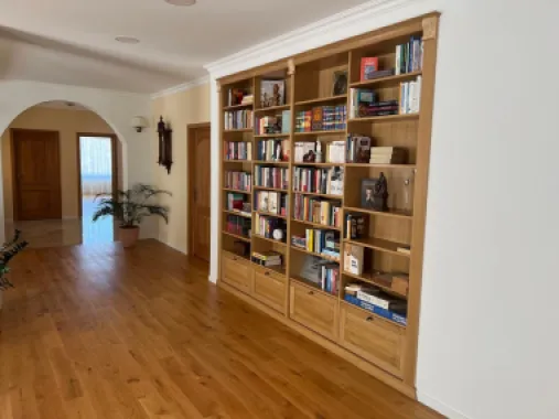 Casa 5 camere,477 mp,1077 mp teren, zona Cornisa,0%comision