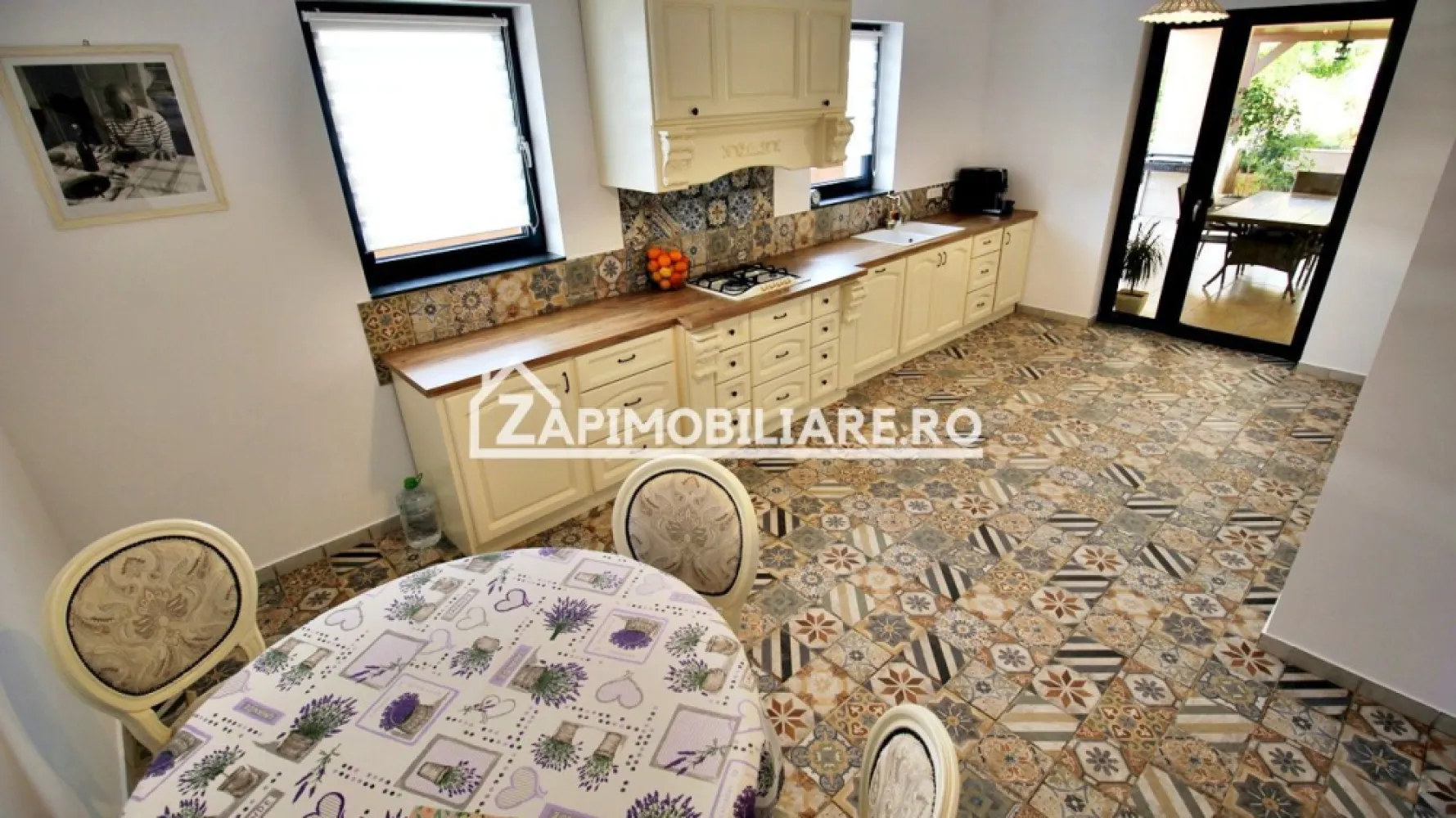 Casa 5 camere,477 mp,1077 mp teren, zona Cornisa,0%comision