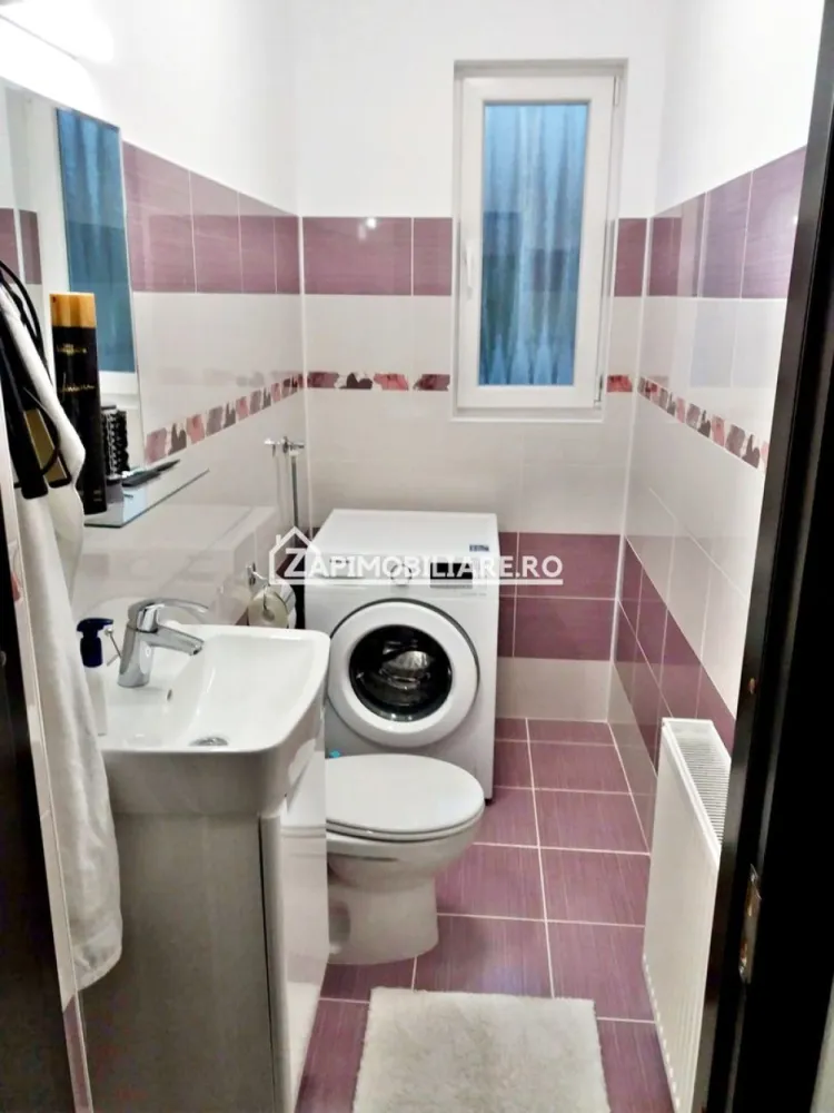Casa 4 camere, 2 băi,141 mp,555 mp teren,cartier Răsăritului