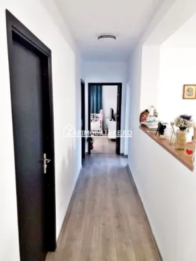 Casa 4 camere, 2 băi,141 mp,555 mp teren,cartier Răsăritului