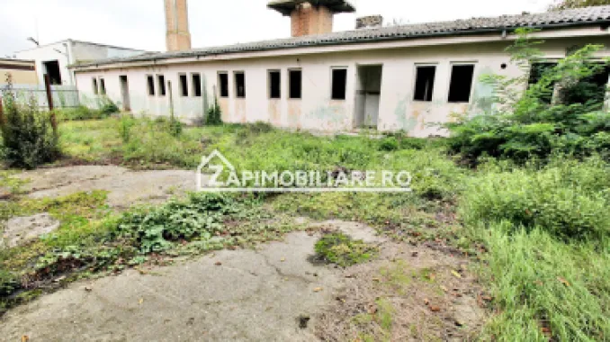 Hală + birouri si spatiu comercial 700 mp. teren 2.500 mp