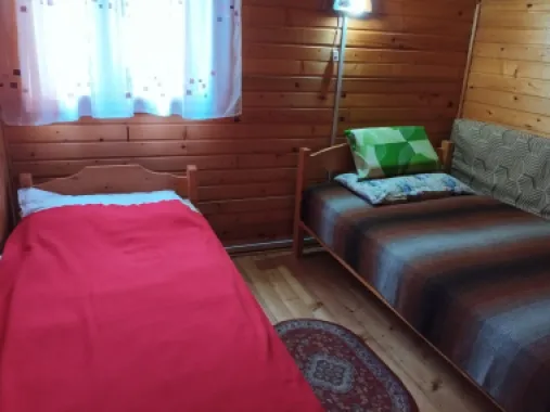 Casa 3 camere,100 mp, 565mp teren,1 baie,1 garaj 0% comision