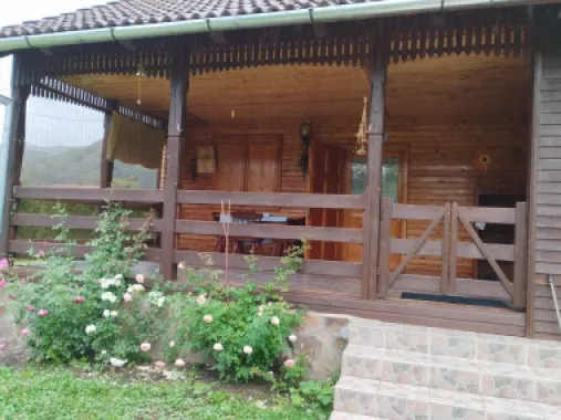 Casa 3 camere,100 mp, 565mp teren,1 baie,1 garaj 0% comision