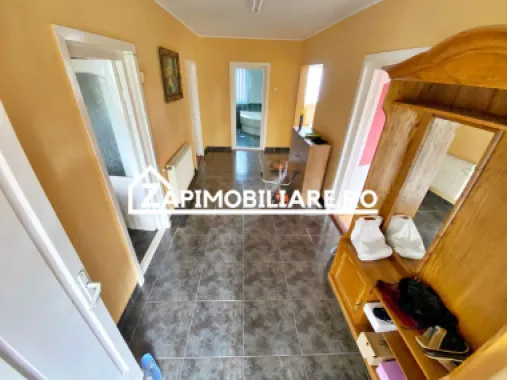 Ungheni - Casa 5 camere, 240mp, teren 1390mp,