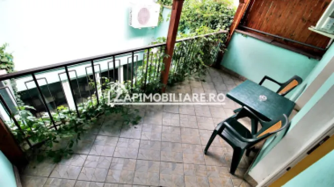 Pensiune aproape de centru,10 camere,13 băi,1 restaurant