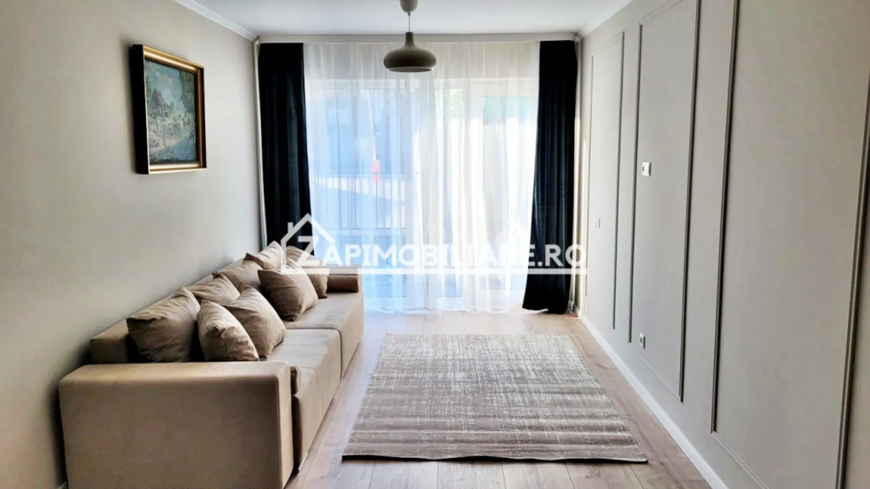 Apartament 2 camere + terasă de 40 mp.1 parcare privată - Contact 0774048706 Bogdan
De vanzare apartament 2 camere + terasă de 40 mp ,decomandat confort , situat în Sancraiu de Mures , strada Principală, suprafață utilă de 50 mp, + terasă de 40 mp,situat la parter de Zap Imobiliare.
Detalii: 
- 1 living, 1 dormitor, 1 bucătărie, 1 baie, 1terasăcu suprafata de 40 mp, 1 hol
- centrală termică, incălzire in pardoseală, geamuri tripan, ușă metalică.
- masina de spalat rufe, frigider, aragaz
- se vinde cu preluare chiriași 
-posibilitate garaj la prețul de 13.000 euro
Proprietatea se află într-o zonă cu un confort deosebit, datorită amplasării în imediata apropiere a tot ceea ce înseamnă viață modernă, și anume: mijloace de transport în comun, magazine, unități de învățământ de toate gradele, piață, parc, bănci, farmacii, s.a.
Locuința se vinde mobilată și utilată la prețul de 120000 Euro negociabil. 
Comision ZERO 
Contact 0774048706 Bogdan
Acest anunț nu corespunde cerințelor tale? Sună la numărul afișat în anunț și unul dintre agenții noștri te va ajuta cu alte oferte personalizate în funcție de cerințele tale.