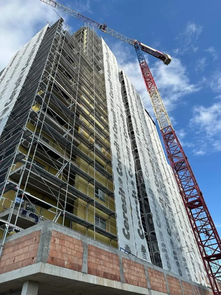 Oferta Apartamente c in Bloc Nou 41 mp et.8,