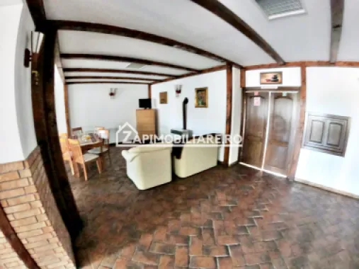 Restaurant 90 persoane+terasă 120 persoane,posibili asociere