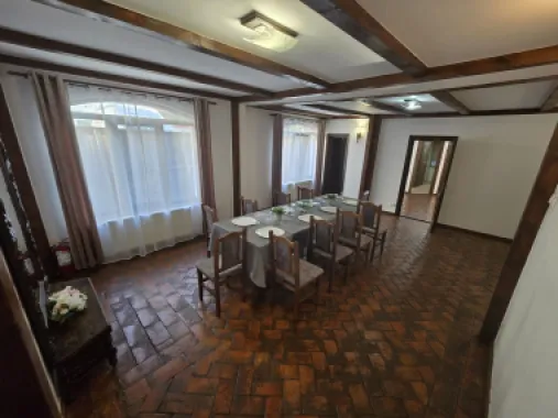 Restaurant 90 persoane+terasă 120 persoane,posibili asociere