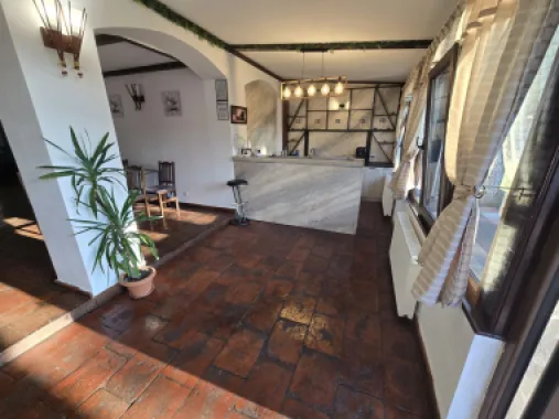 Restaurant 90 persoane+terasă 120 persoane,posibili asociere